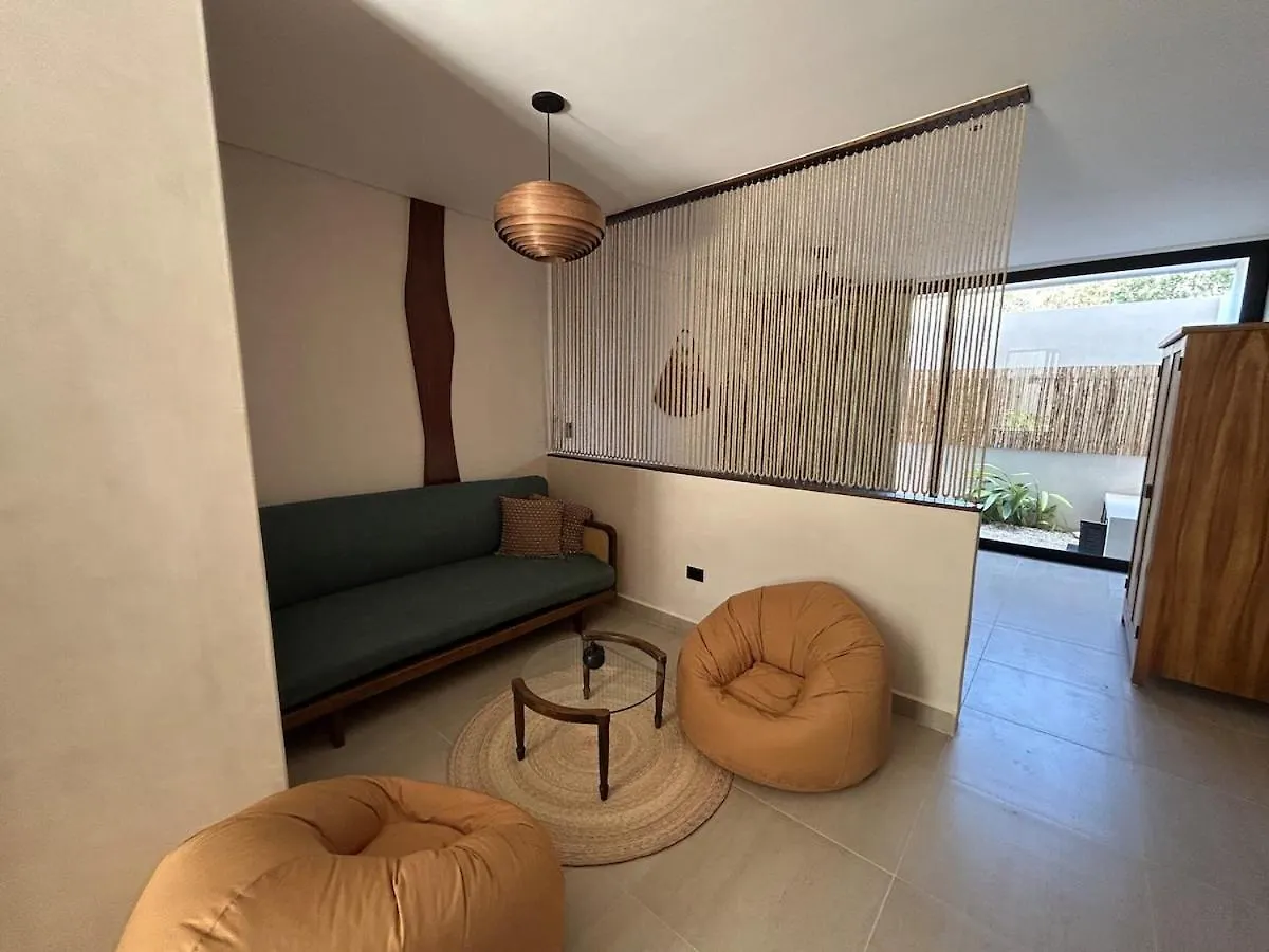 公寓 Your Ideal Retreat Gf Oasis With Pool Access For 3 图卢姆